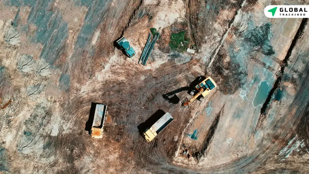 Mengapa Pelacak Lokasi Dibutuhkan pada Excavator | GlobalTrackindo GPS Tracker Excavator