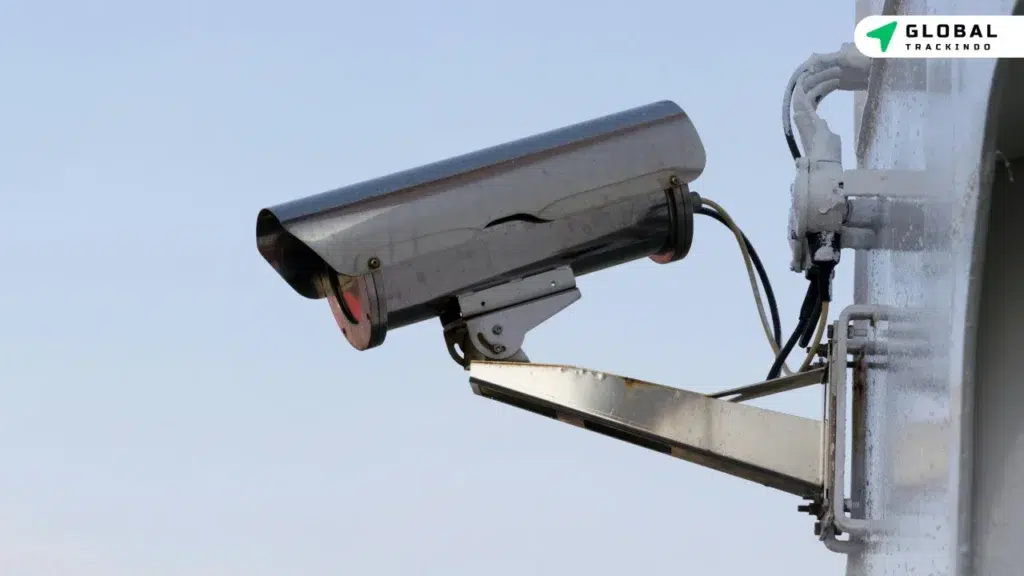 Periksa Rekaman CCTV di Sekitar Lokasi | GlobalTrackindo melacak motor hilang tanpa GPS