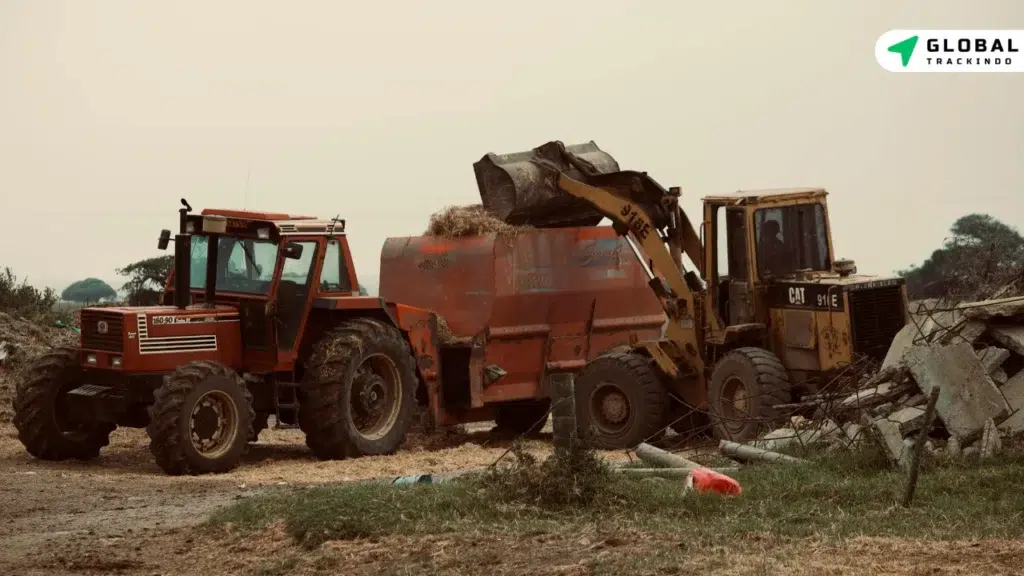 Tips Memilih GPS Tracker Terbaik untuk Excavator Anda | GlobalTrackindo GPS Tracker Excavator
